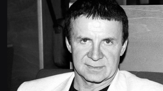 Телеведущий Андрей Малахов сообщил о смерти Анатолия Кашпирского