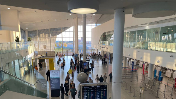 Самарский аэропорт Курумоч приостановил работу 30 ноября 