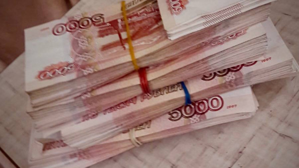Самарские сотрудницы банка украли у клиентов 114 миллионов рублей