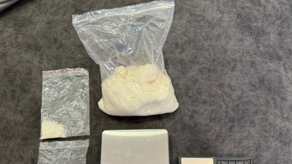 Под Самарой задержали наркодилера с полкило белого порошка и синих кристаллов