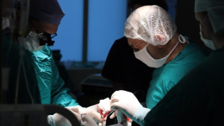 Самарские хирурги удалили пятикилограммовую опухоль у пациентки с редким диагнозом