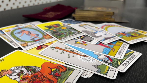 Гороскоп на 22 июля: этим 4 знакам зодиака повезет в любви 