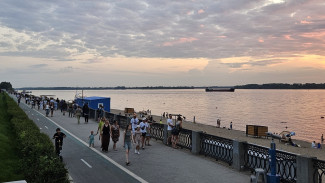 В Самаре ищут подрядчика для вывоза мусора с набережной