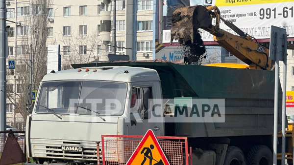 В Самаре временно ограничили движение на Московском шоссе