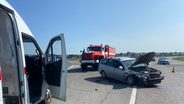 В Самарской области под Шигонами в ДТП пострадали два человека