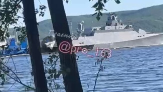 По Волге мимо Самары прошел военный корабль 25 мая