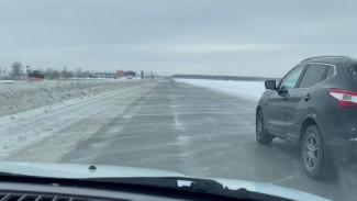 Из-за непогоды 8 февраля полностью перекрыты дороги в 8 районах Самарской области