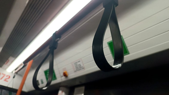 В Самаре пенсионерка попала в больницу после падения из трамвая на остановке Завод Тарасова