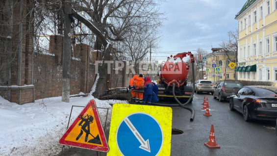 В Самаре развернулась масштабная ликвидация коммунальной аварии 14 января: видео 