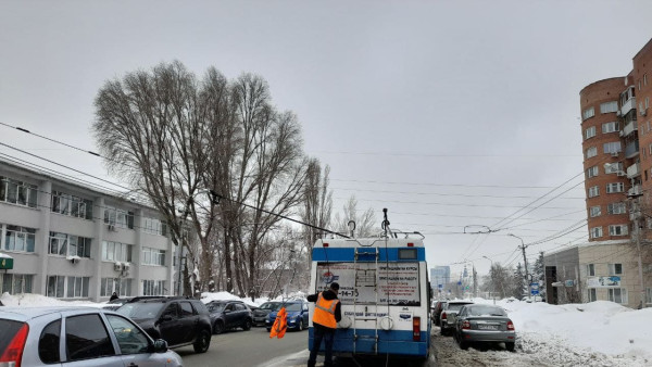 В Самаре на пр. Кирова остановилось движение троллейбусов 27 января 2023 года