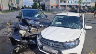40-летняя женщина и 10-летний мальчик пострадали в ДТП в Самаре