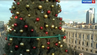 Самарцам показали, насколько областная столица готова к Новому году