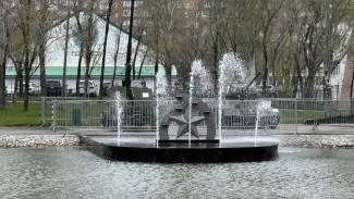 В Самаре прошел пробный запуск фонтана "Звезда" в парке Победы