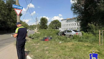 Полиция рассказала, кто погиб в ДТП с Skoda Octavia и столбом на Литвинова в Самаре