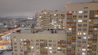 В Самаре руферы пробрались на последний этаж высотки ЖК Green River и сняли видео