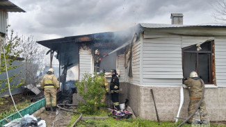 Под Самарой ребенок пострадал в сгоревшем частном доме