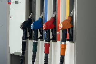 В Самарской области цена на бензин за год взлетела на 11%