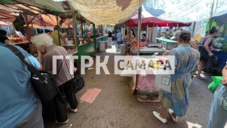 Мусор на самарских уличных рынках возмутил туристов из Москвы