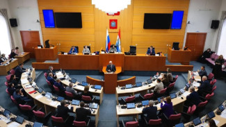 Вячеслав Федорищев объявил о переименовании вице-губернаторов в заместителей по новому Уставу  