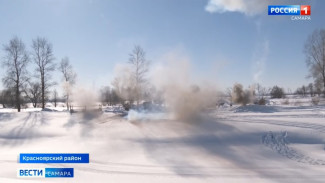 Вниманию жителей области представили военно-историческую  реконструкцию 40-х годов