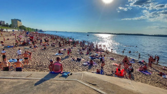 Стилист назвала топ-3 модных купальников сезона