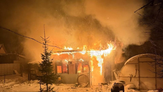 Две бани сгорели за сутки в Самарской области