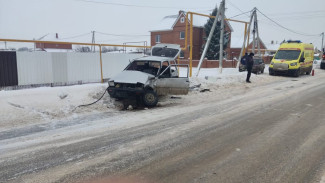 В Самарской области подросток на «Оке» столкнулся с «Ладой»