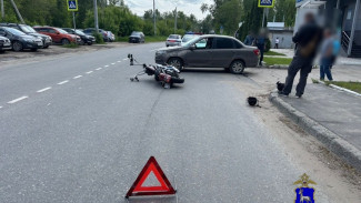 В Самарской области в аварию попал 74-летний мотоциклист на Harley-Davidson