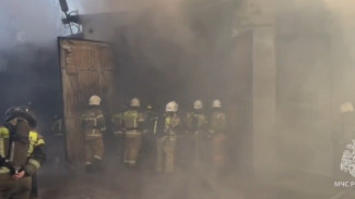 15 января в Самаре загорелся склад на Ракитовском шоссе: видео 