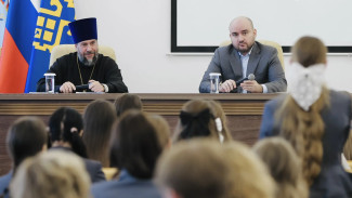 Вячеслав Федорищев встретился со студентами Поволжской академии Святителя Алексия