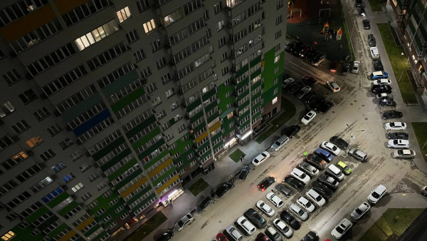 В Самаре ищут хулигана, стреляющего по окнам