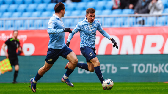Самарские «Крылья» одержали уверенную победу над столичным «Локомотивом»