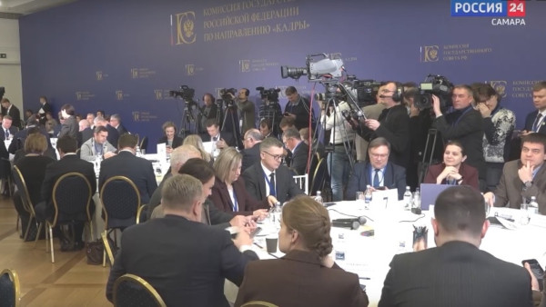 Стало известно, как Самарская область решает кадровый вопрос 