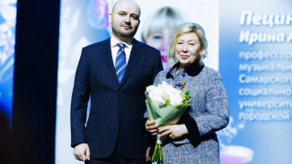 В Самаре Вячеслав Федорищев вручил госнаграды выдающимся женщинам региона