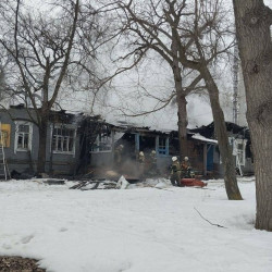 В Самаре сгорела лыжная база в Загородном парке