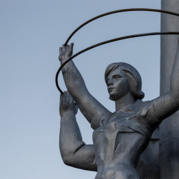 В Самаре хотят обновить памятник покорителям космоса