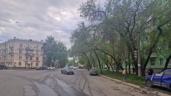 Не разминулись: Audi и Chery столкнулись на улице Урицкого