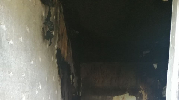 В Самаре при пожаре пострадали 12-летняя девочка и 90-летняя женщина