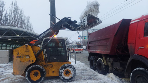 390 единиц техники работает на дорогах Самары