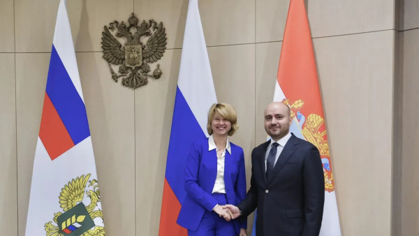 Министр сельского хозяйства РФ Оксана Лут встретилась с губернатором Самарской области 