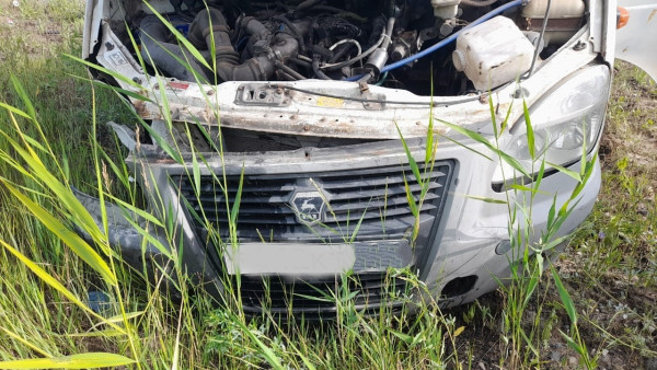 Два человека пострадали в столкновении трех автомобилей Самарской области