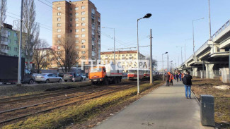 В Самаре на ул. Ново-Садовой трамвай сошел с рельсов 3 апреля