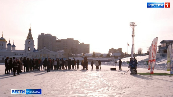 Каток на площади Славы в Самаре вновь открылся после прекращения работы