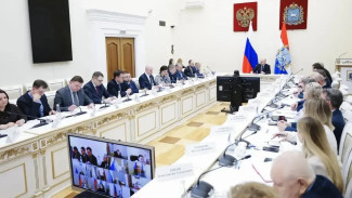 Вячеслав Федорищев дал поручение ГЖИ провести проверки качества уборки дворов и очистки крыш от наледей