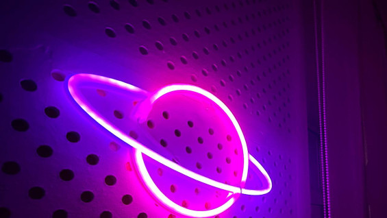 Гороскоп на 28 декабря: этим 5 знакам лучше проявить осторожность в финансах