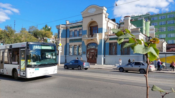 В мэрии Самары предупредили об изменениях 10 популярных маршрутов автобусов 