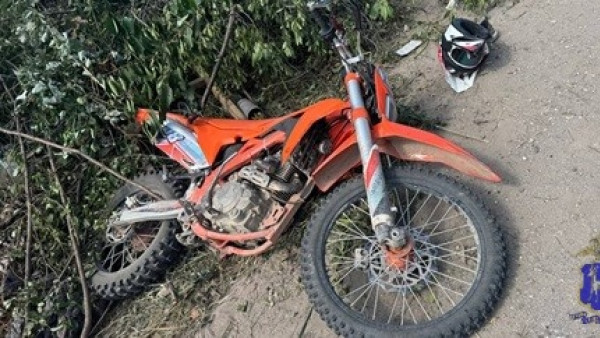 В Самарской области Lada сбила пьяного байкера