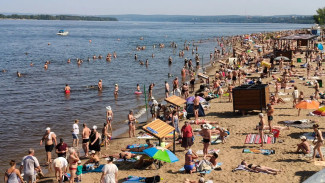 В Самаре на пляжах ашлаг из-за аномальной жары до +40 градусов
