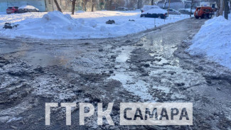 4 февраля в Самаре прорвало водопровод на Ново-Садовой