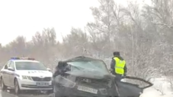 В Самарской области из-за ужасной аварии перекрывали трассу Самара-Пугачев